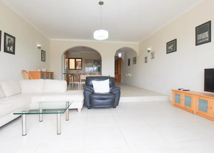 - 4 Double Bedroom With Pool فيلة