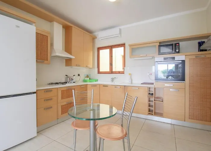 - 4 Double Bedroom With Pool فيلة *