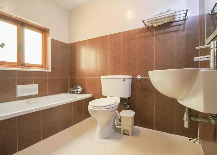 - 4 Double Bedroom With Pool * Għarb